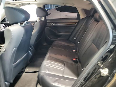 Used 2018 Honda Accord EX-L image 8