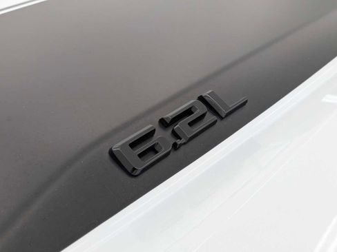 New 2025 Chevrolet Silverado 1500 RST w/ Rally Edition AWD/4WD image 12