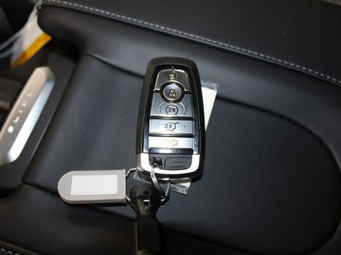 New 2025 Ford Expedition Platinum w/ Stealth Performance Package image 57