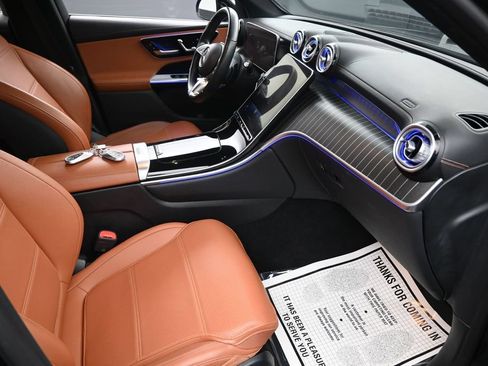 Used 2023 Mercedes-Benz GLC 300 4MATIC w/ Exclusive Trim Package image 30