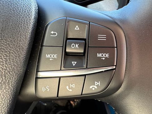 Used 2025 Ford Maverick XLT w/ XLT Luxury Package image 16