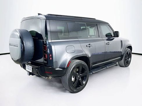 Used 2025 Land Rover Defender 110 X-Dynamic SE AWD/4WD image 24