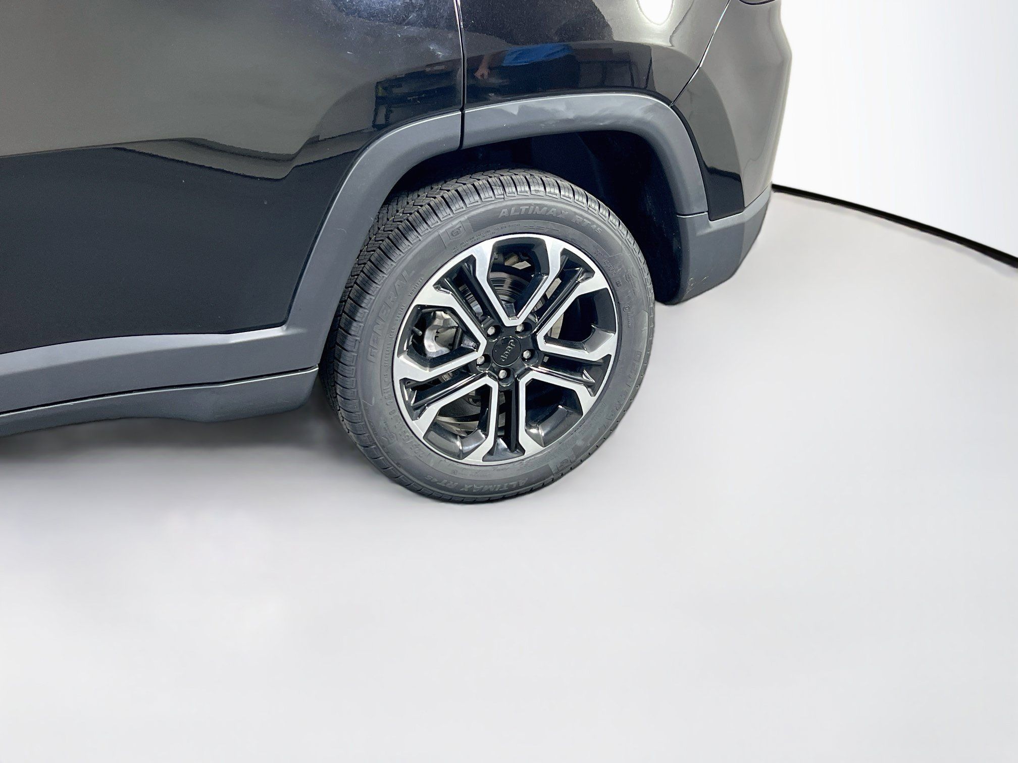 Used 2023 Jeep Compass Limited AWD/4WD image 28