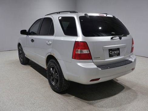 Used 2009 Kia Sorento LX AWD/4WD image 6