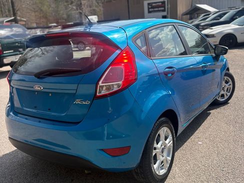 Used 2014 Ford Fiesta SE image 3