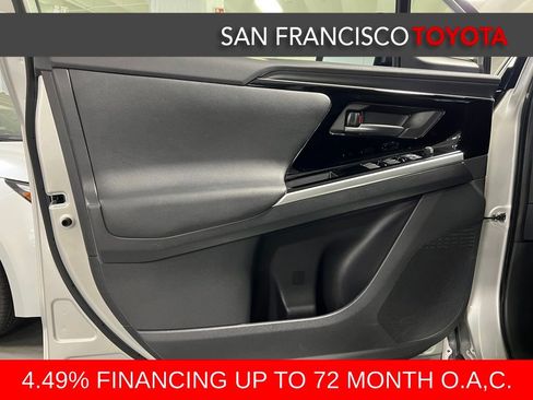 Used 2023 Toyota bZ4X XLE image 38