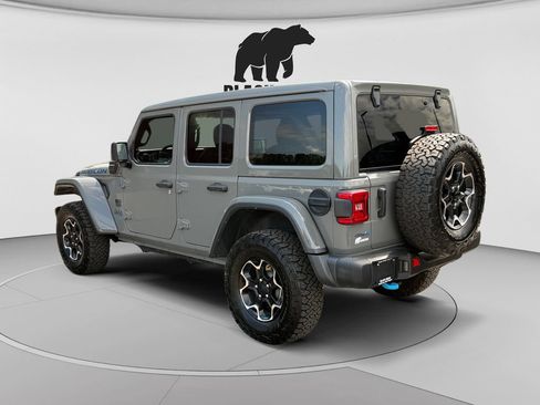Used 2022 Jeep Wrangler Unlimited Rubicon 4xe AWD/4WD image 5