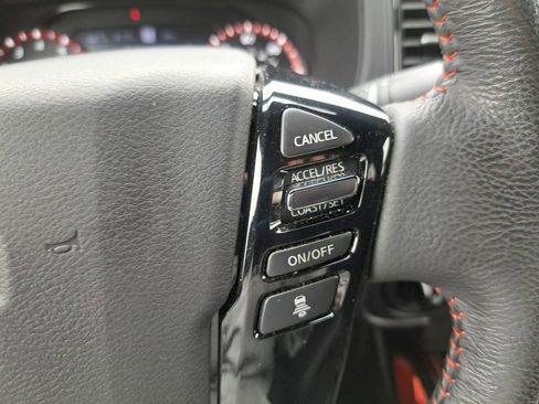 Used 2024 Nissan Frontier PRO-4X w/ Technology Package image 30