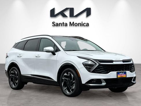 Certified 2025 Kia Sportage SX FWD image 9