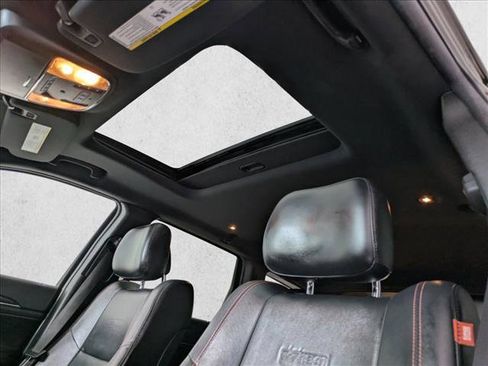 Used 2016 Jeep Grand Cherokee Limited 75th Anniversary image 16