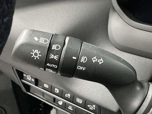 New 2025 Toyota Tundra Platinum image 32