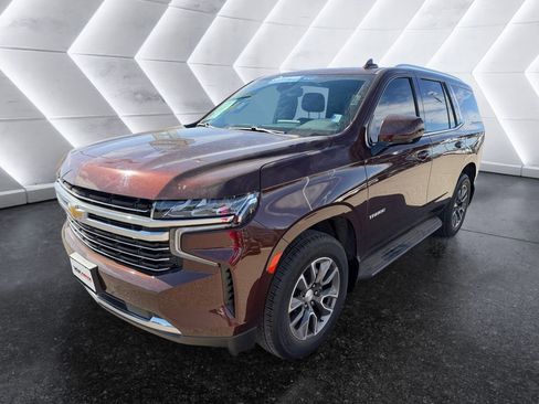 Used 2023 Chevrolet Tahoe LT image 3
