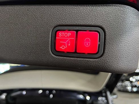 Certified 2016 Mercedes-Benz GLE 350 4MATIC image 17