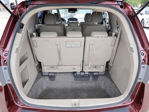 Used 2016 Honda Odyssey Touring image 6