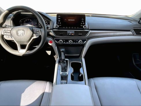 Used 2019 Honda Accord LX image 13
