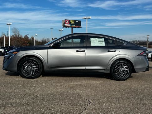 New 2026 Nissan Sentra SV w/ SV Convenience Package FWD image 8