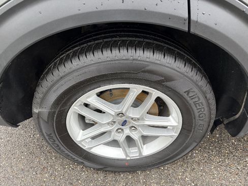New 2026 Ford Explorer Active RWD image 10