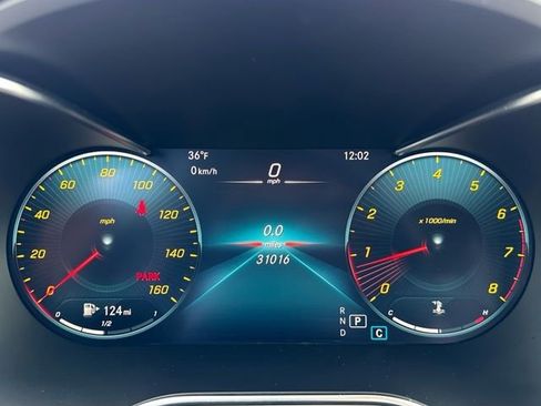 Used 2021 Mercedes-Benz GLC 300 4MATIC image 18