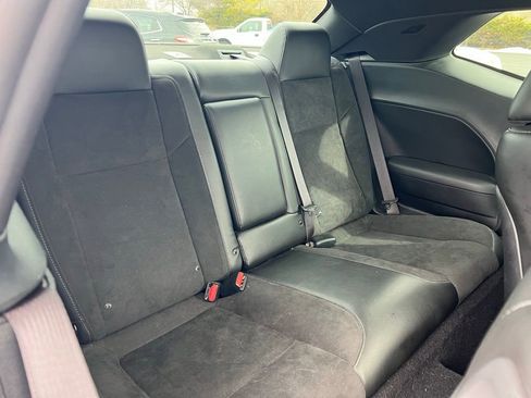 Used 2022 Dodge Challenger R/T w/ Plus Package image 11