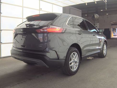 Used 2021 Ford Edge SEL w/ Cargo Accessory Package image 6