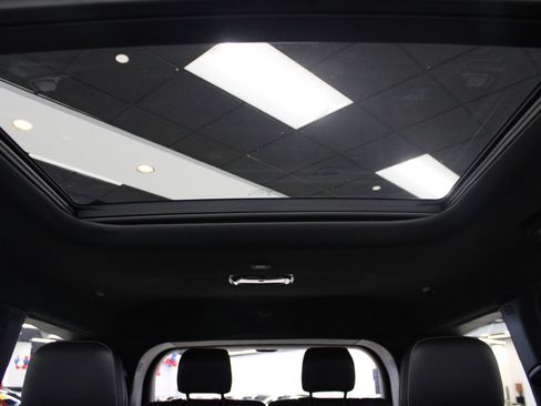 Used 2024 Jeep Grand Cherokee L Limited w/ Luxury Tech Group II image 41