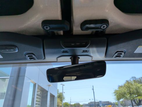 Used 2022 Jeep Gladiator Mojave image 24