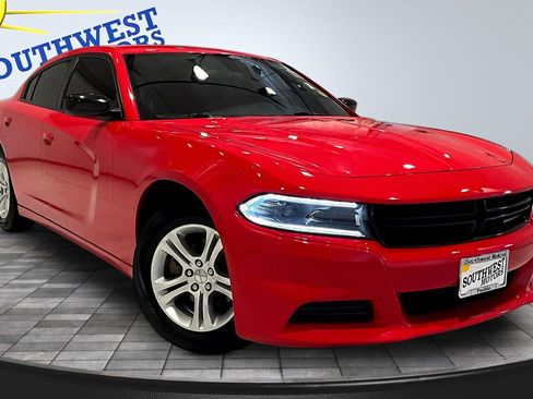 Used 2023 Dodge Charger SXT RWD image 3