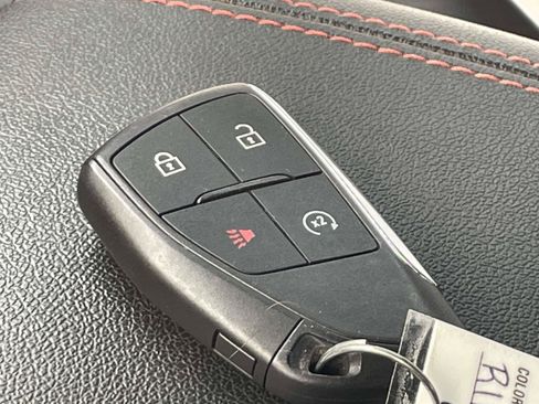 Certified 2024 GMC Canyon AT4X AWD/4WD image 37