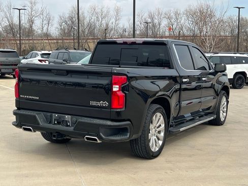 Used 2020 Chevrolet Silverado 1500 High Country w/ Technology Package image 11