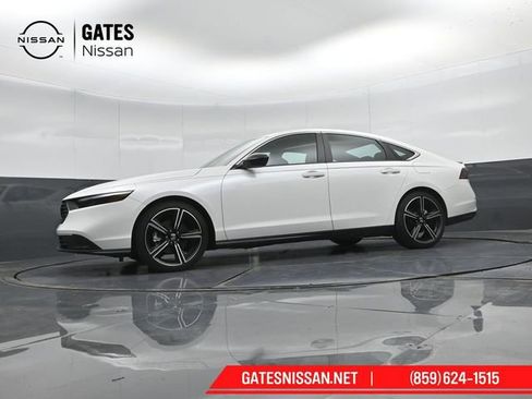 Used 2024 Honda Accord Sport image 42