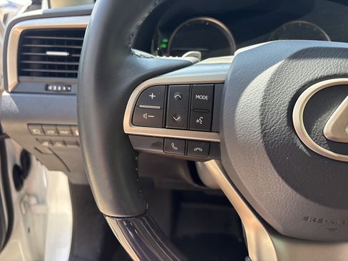 Used 2022 Lexus RX 450h AWD w/ Luxury Package image 19