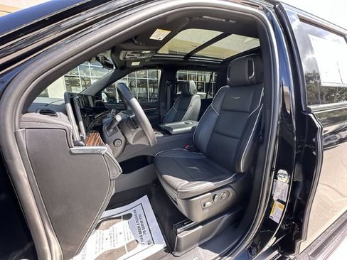 Certified 2023 Cadillac Escalade ESV Premium Luxury RWD image 19