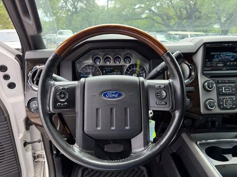 Used 2015 Ford F250 Platinum AWD/4WD image 13