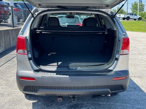 Used 2013 Kia Sorento LX w/ Convenience Pkg FWD image 5