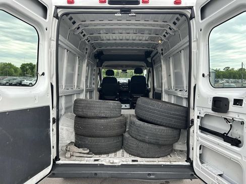 Used 2014 RAM ProMaster 2500 w/ Interior Convenience Group FWD image 16