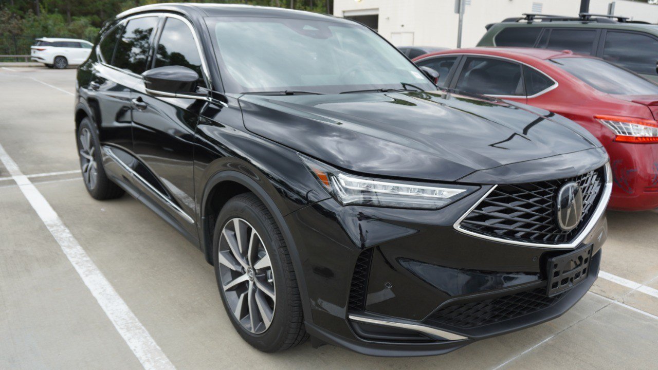 Used 2026 Acura MDX w/ Technology Package FWD image 3
