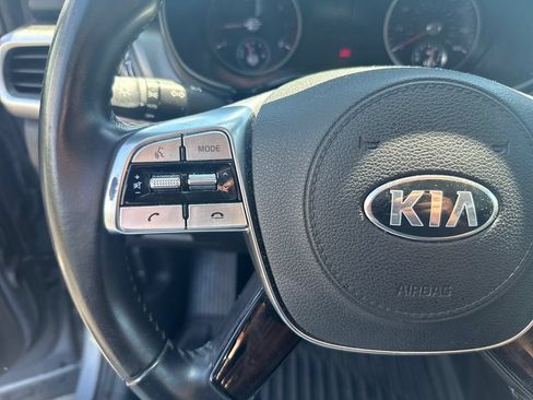 Used 2020 Kia Telluride LX FWD image 23