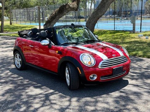 Used 2010 MINI Cooper Convertible image 7
