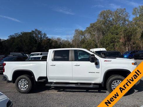Used 2024 Chevrolet Silverado 2500 LT image 6