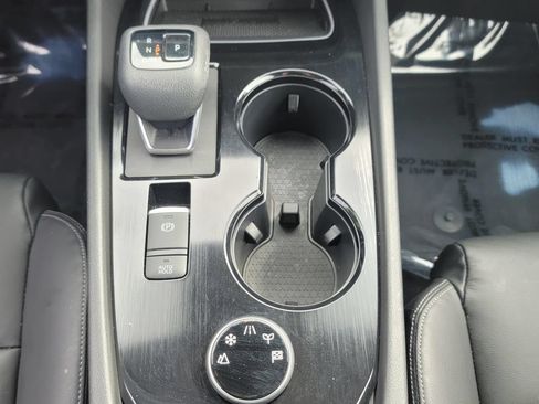 Used 2024 Nissan Rogue SL AWD/4WD image 26