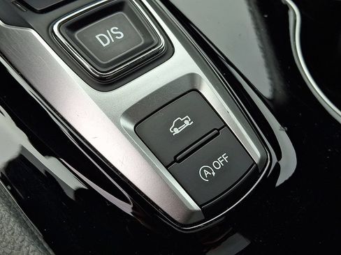 Certified 2024 Honda Ridgeline Black Edition image 28