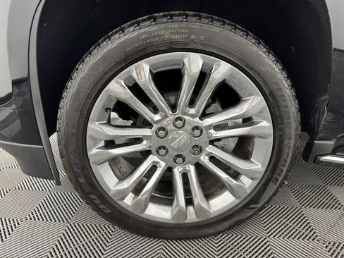 Used 2018 Cadillac Escalade Luxury w/ LPO, Radiant Package image 47