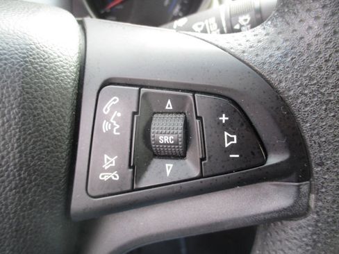 Used 2016 Chevrolet Cruze LS FWD image 16
