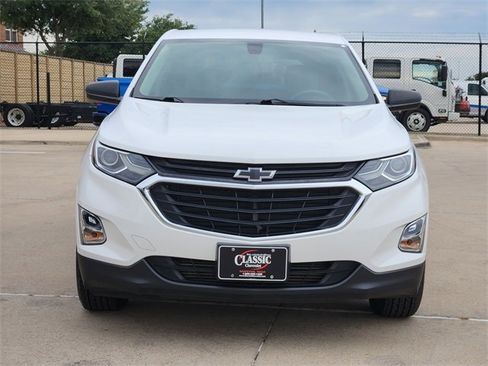 Used 2019 Chevrolet Equinox LS w/ LS Convenience Package FWD image 10
