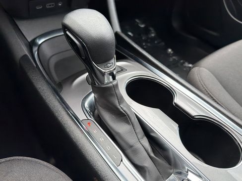 Used 2024 Chevrolet Malibu LT FWD image 19