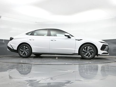 New 2026 Hyundai Sonata Blue FWD image 41