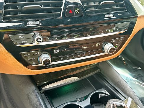 Certified 2023 BMW 540i w/ Convenience Package RWD image 15