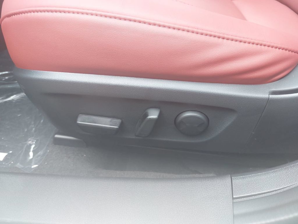 New 2026 MAZDA MAZDA3 Carbon AWD/4WD image 27