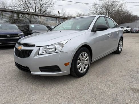 Used 2011 Chevrolet Cruze LS w/ Connectivity Package image 3