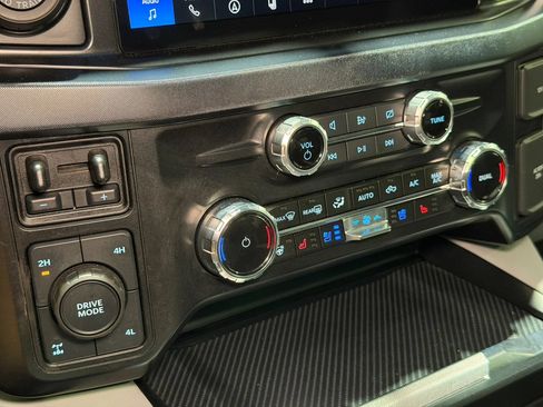 Used 2024 Ford F250 Limited AWD/4WD image 30
